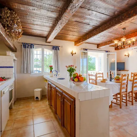 Campagne Les Oliviers By Interhome Bauduen
